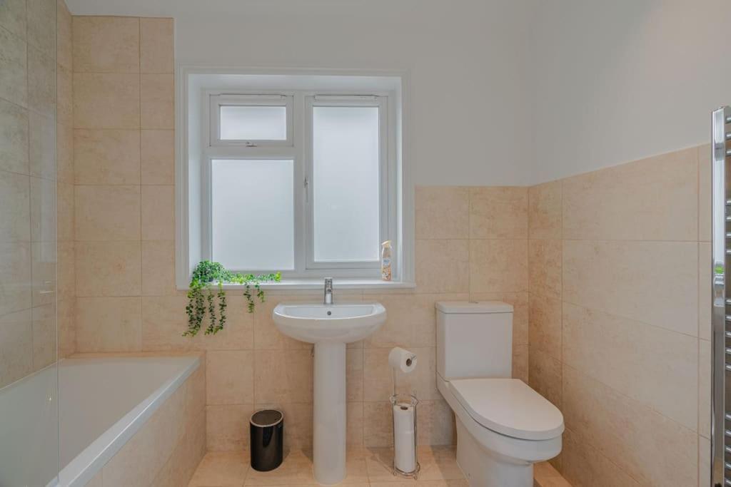 Putney Haven 3Bd 2 Bath Sleeps 8 Apartment London Bagian luar foto