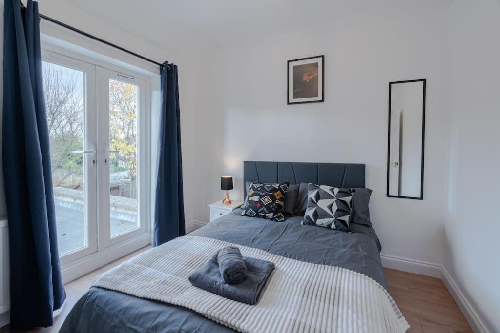 Putney Haven 3Bd 2 Bath Sleeps 8 Apartment London Bagian luar foto